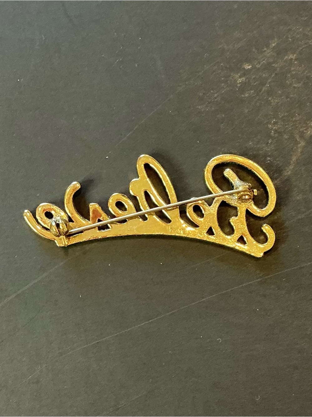 "Believe" Gold-tone Script & Rhinestone Pin Brooch - Picture 3 of 4